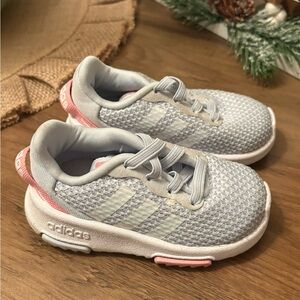 Adidas Kids Sneakers in Gray and Pink